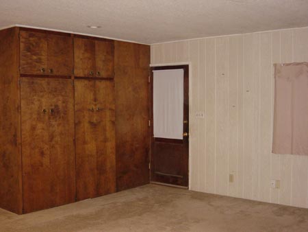 Dining room befoire remodel.